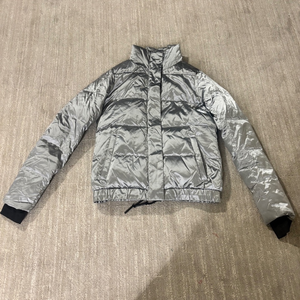 Athleta puffer jacket silver, size XXS